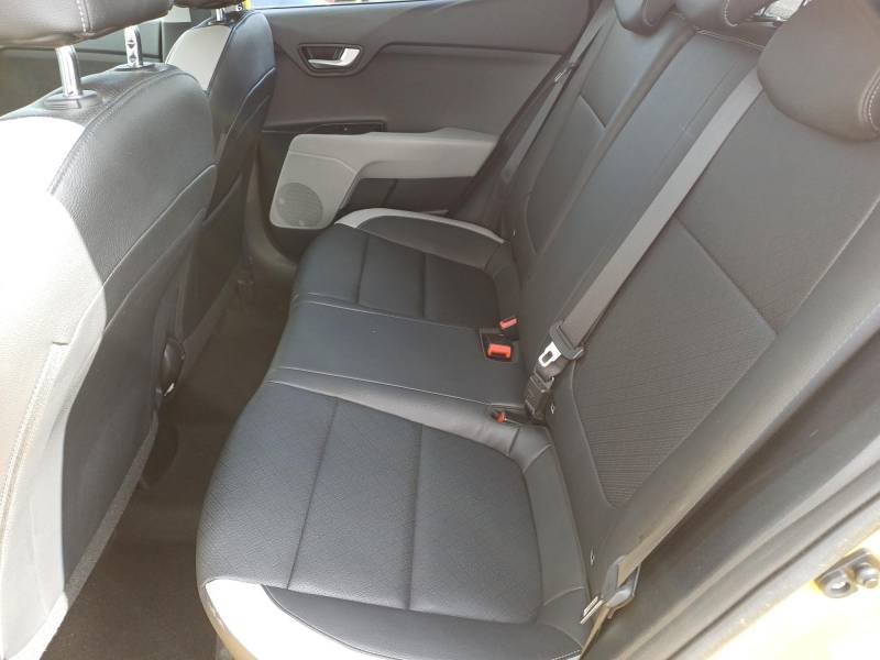 Kia Stonic - Photo 40