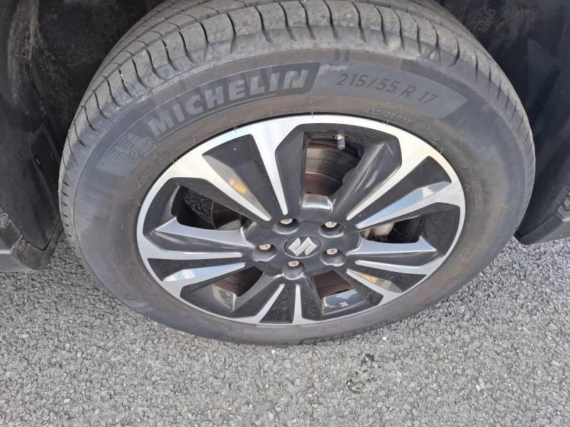 Suzuki Vitara - Photo 12
