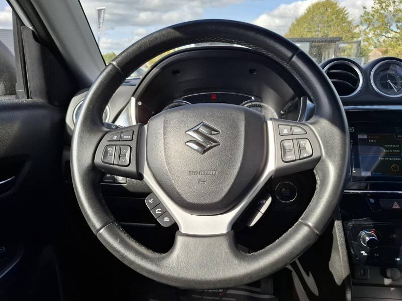 Suzuki Vitara - Photo 14