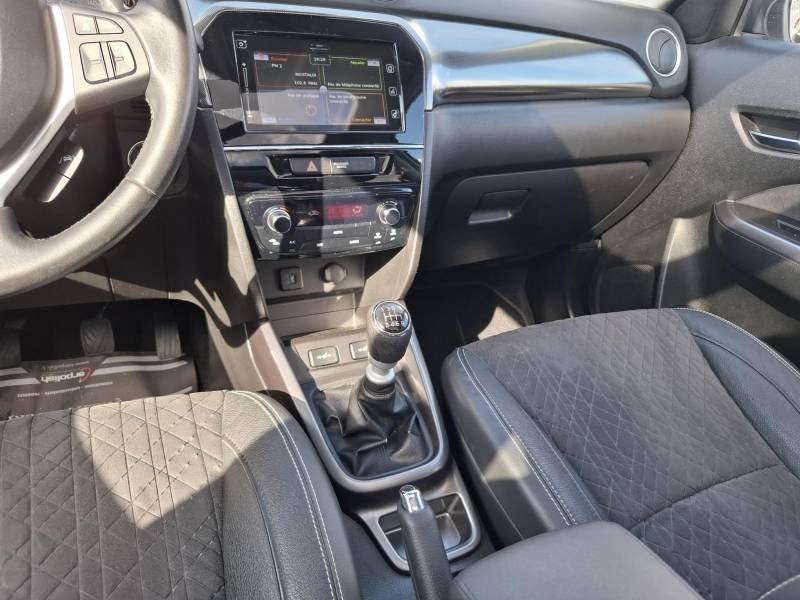 Suzuki Vitara - Photo 24