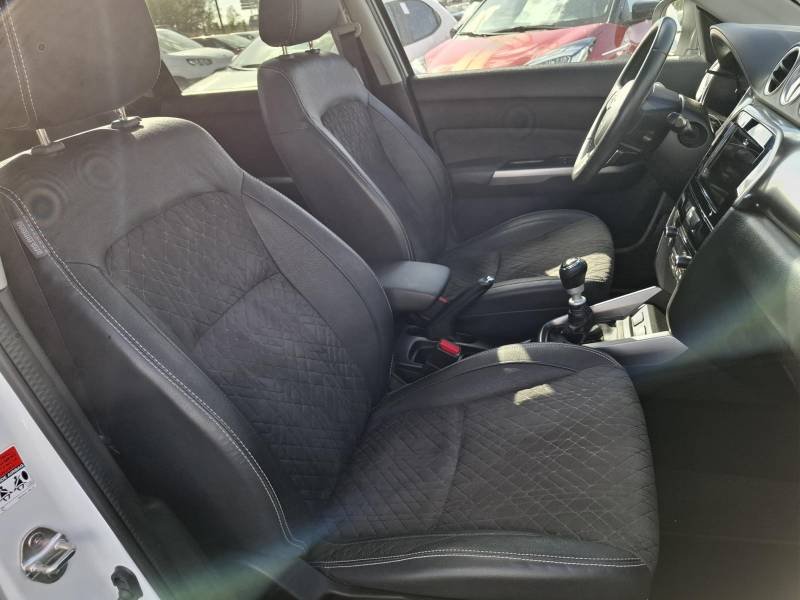 Suzuki Vitara - Photo 34