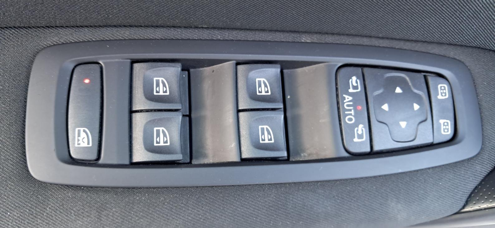 Renault Mégane - Photo 3