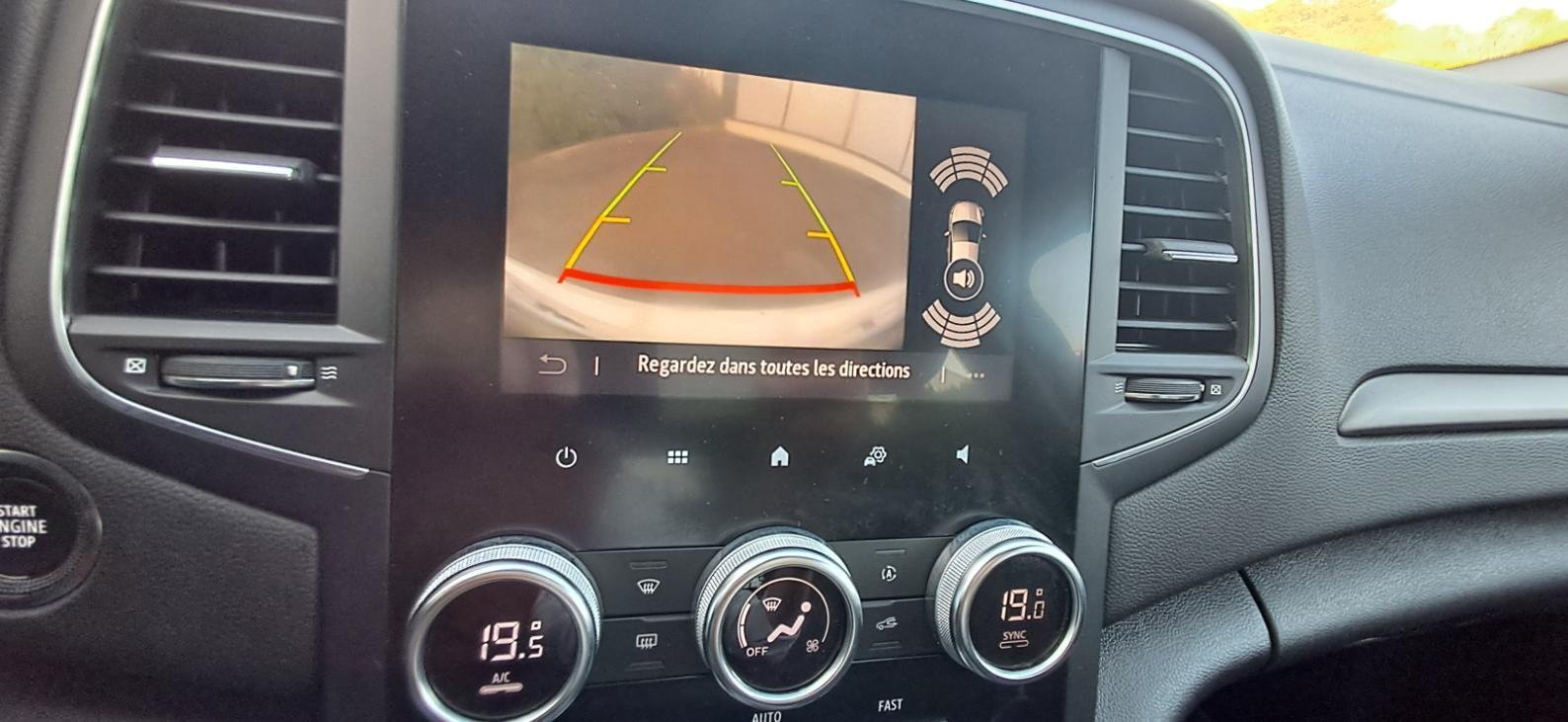 Renault Mégane - Photo 8