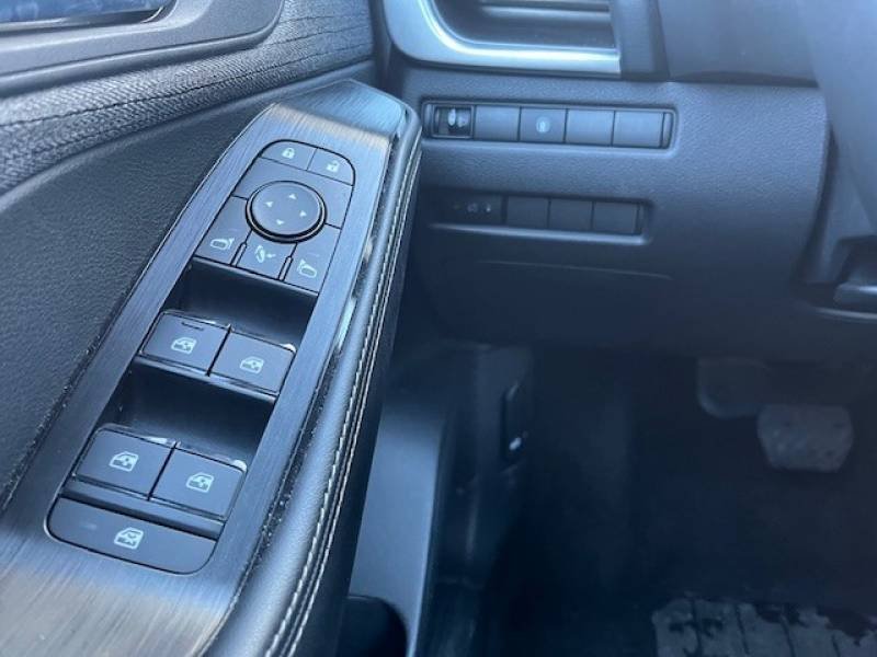 Nissan X-Trail - Photo 12