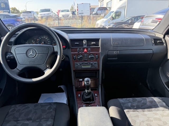 Mercedes Classe C - Photo 8