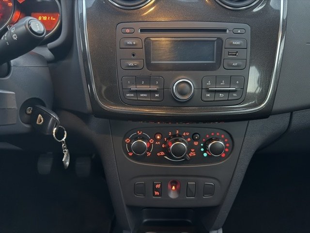 Dacia Sandero II - Photo 12