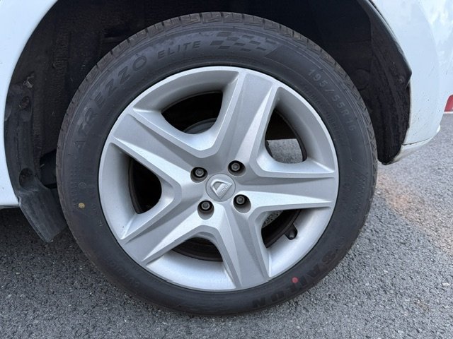 Dacia Sandero II - Photo 19