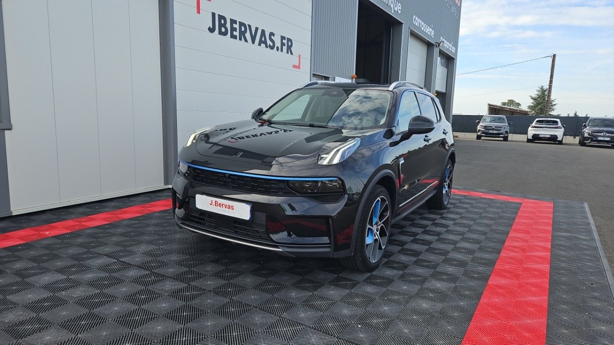 Lynk & Co 01