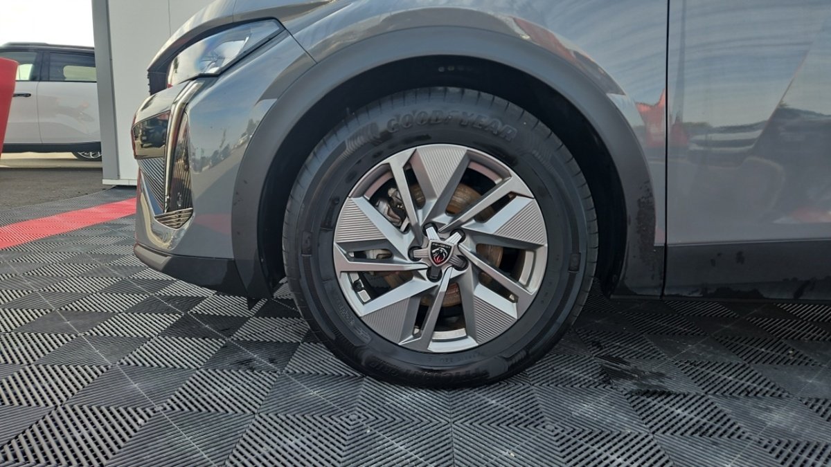 Peugeot 408 - Photo 8
