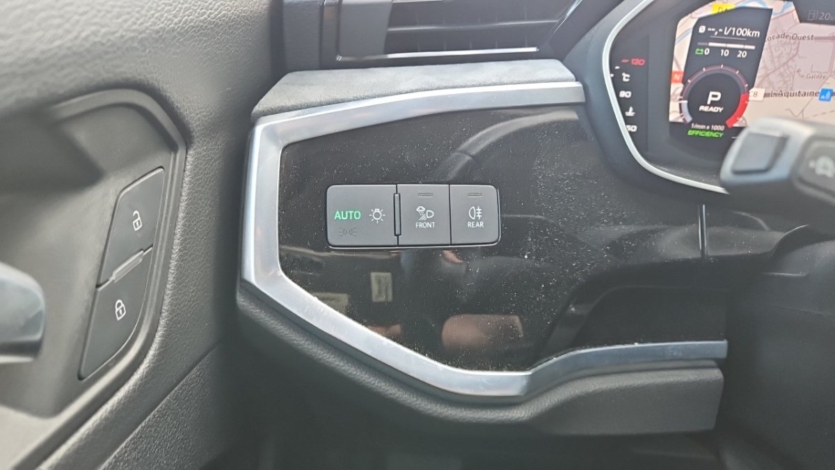 Audi Q3 - Photo 28