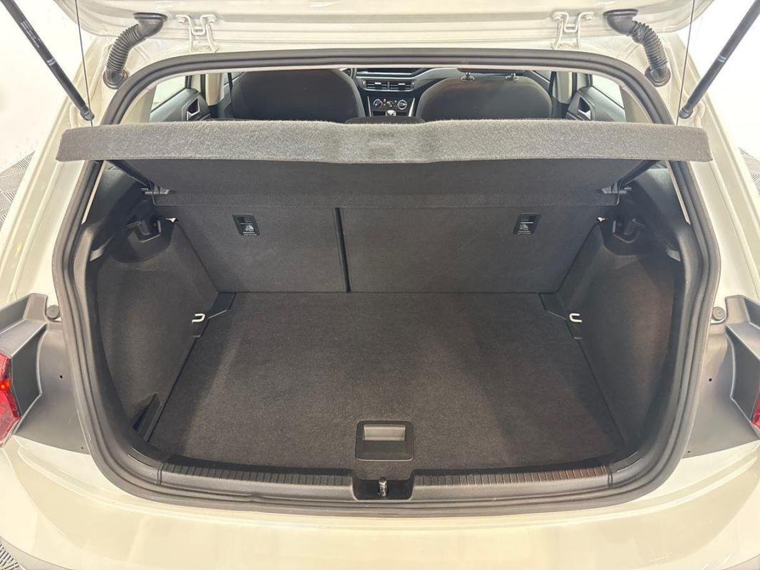 Volkswagen Polo - Photo 32