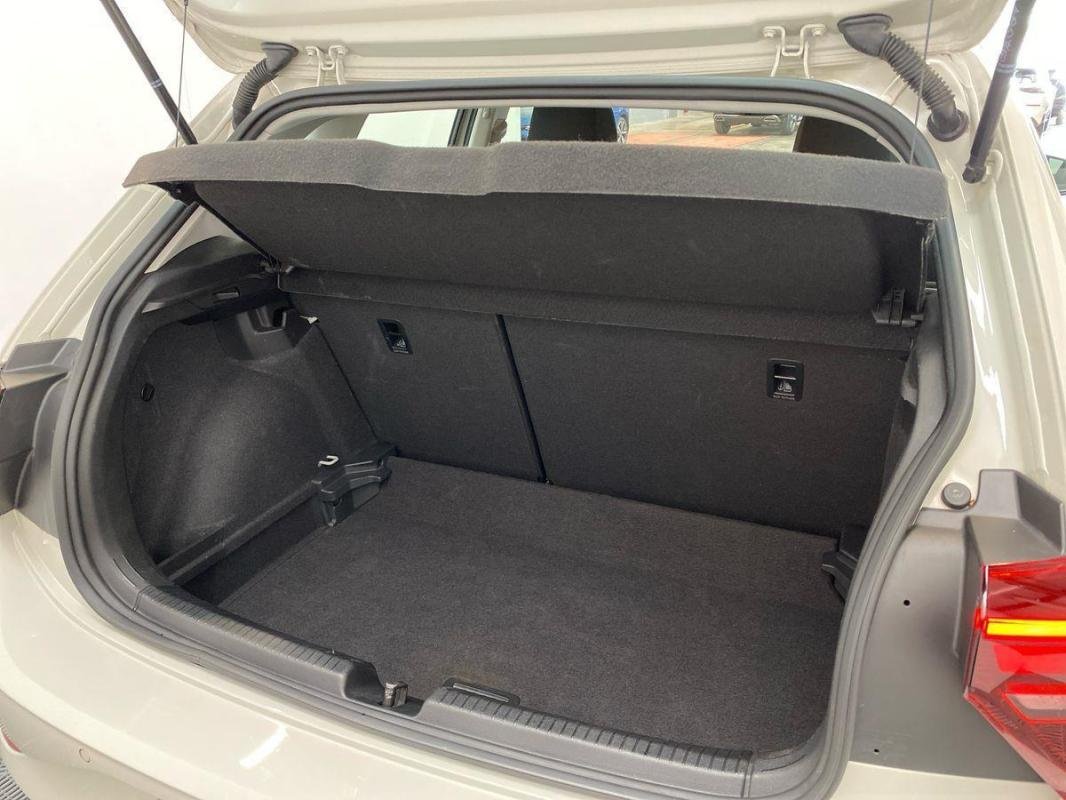 Volkswagen Polo - Photo 31