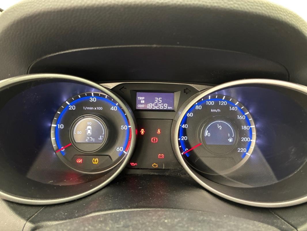 Hyundai ix35 - Photo 12