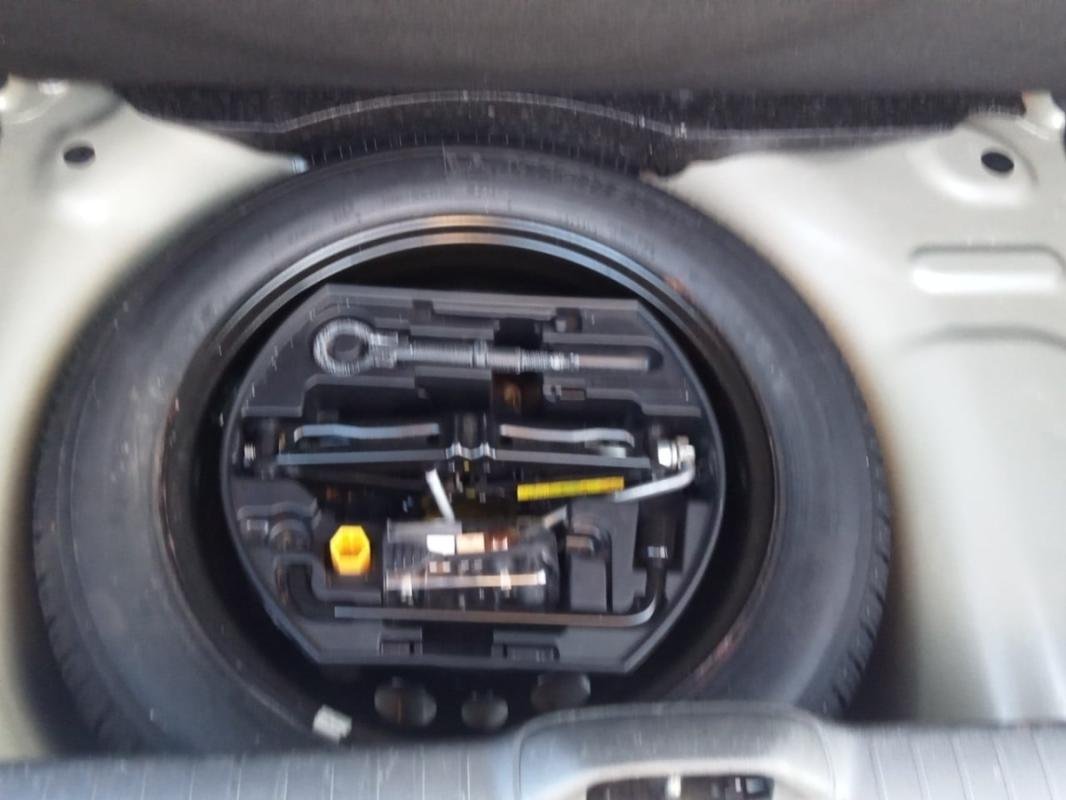 Peugeot 208 - Photo 30