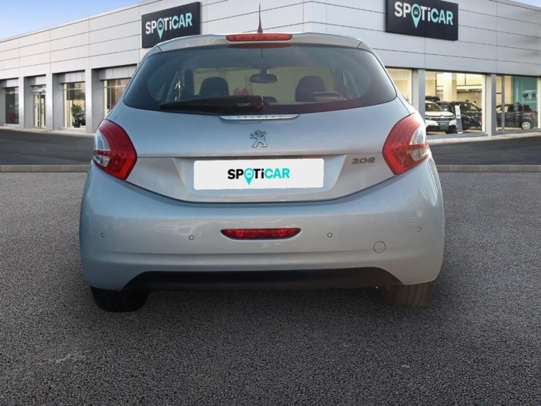 Peugeot 208 - Photo 5