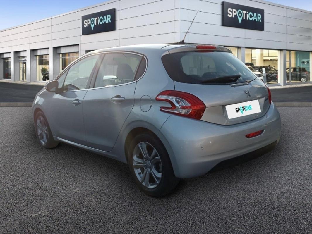 Peugeot 208 - Photo 7