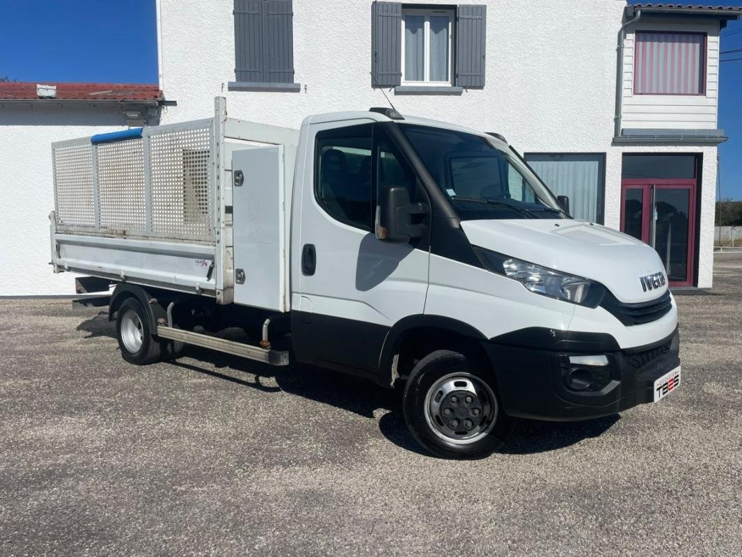 Iveco Daily - Photo 1