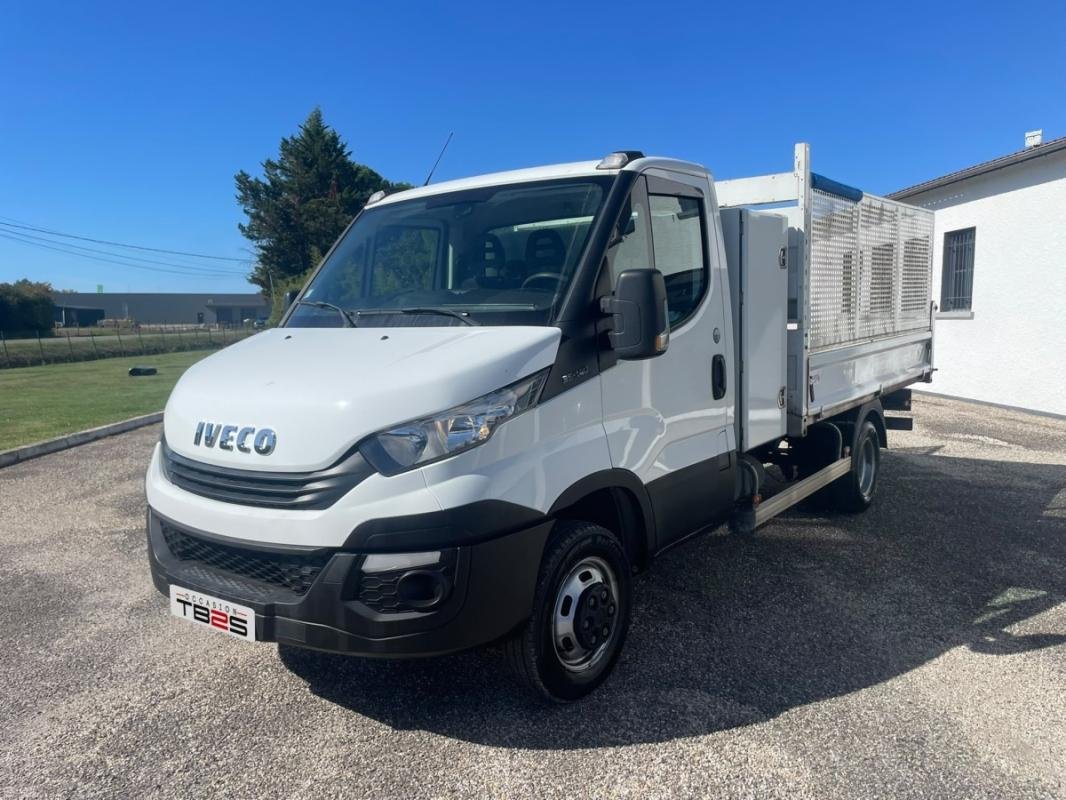 Iveco Daily - Photo 12