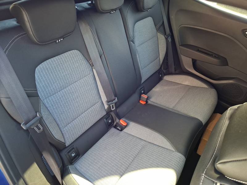 Renault Clio - Photo 24