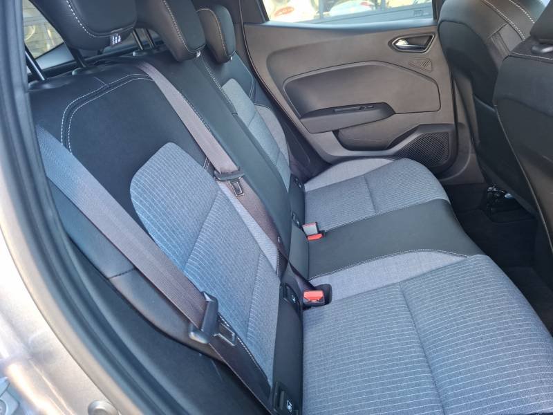 Renault Clio - Photo 15