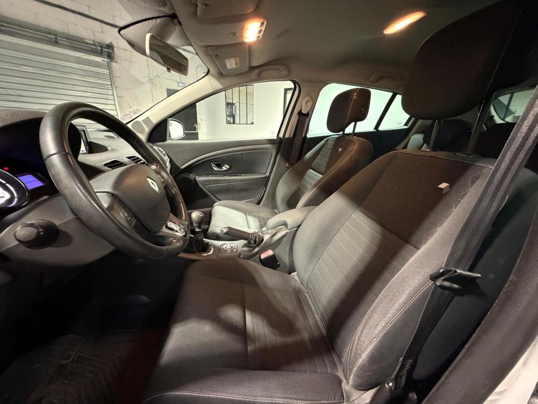 Renault Mégane - Photo 8
