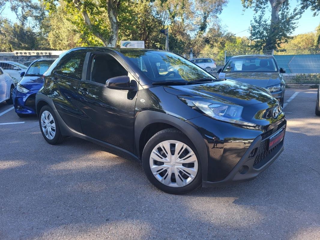 Toyota aygo x - Photo 1