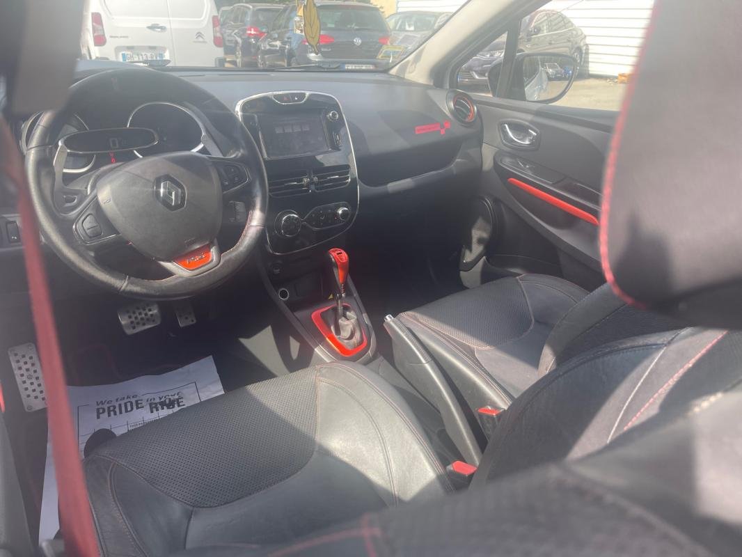 Renault Clio - Photo 14