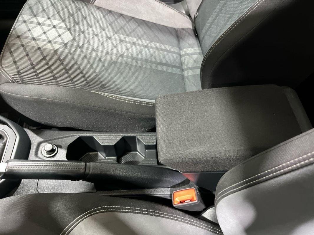 Volkswagen Polo - Photo 12