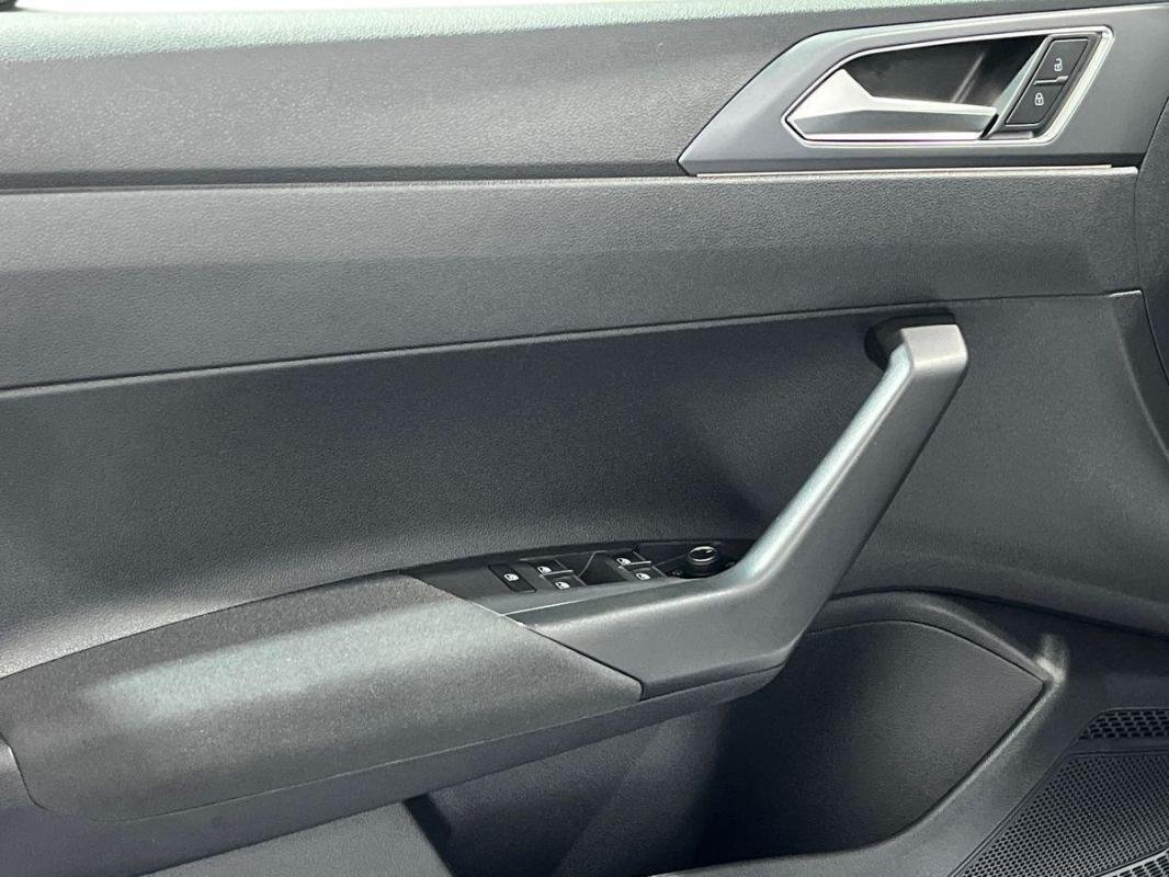 Volkswagen Polo - Photo 15