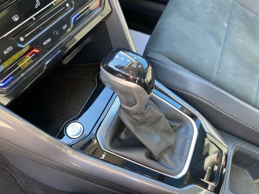 Volkswagen T-Roc - Photo 11