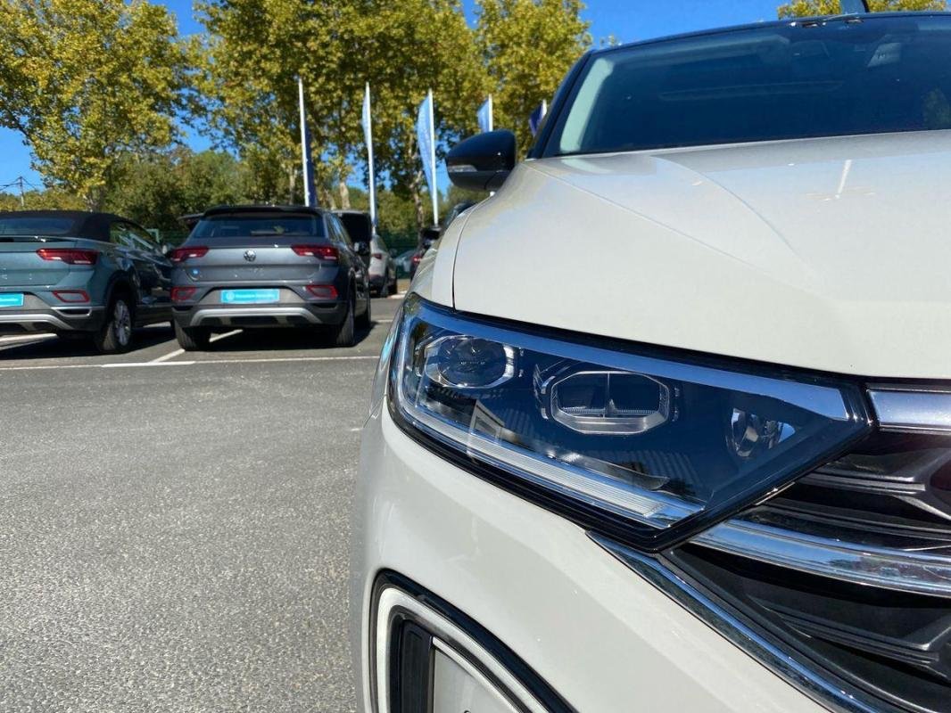 Volkswagen T-Roc - Photo 25
