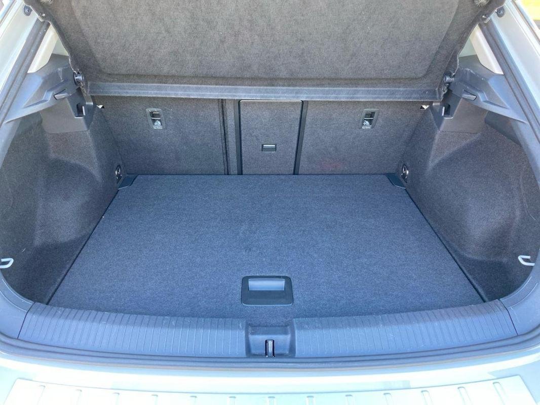 Volkswagen T-Roc - Photo 31