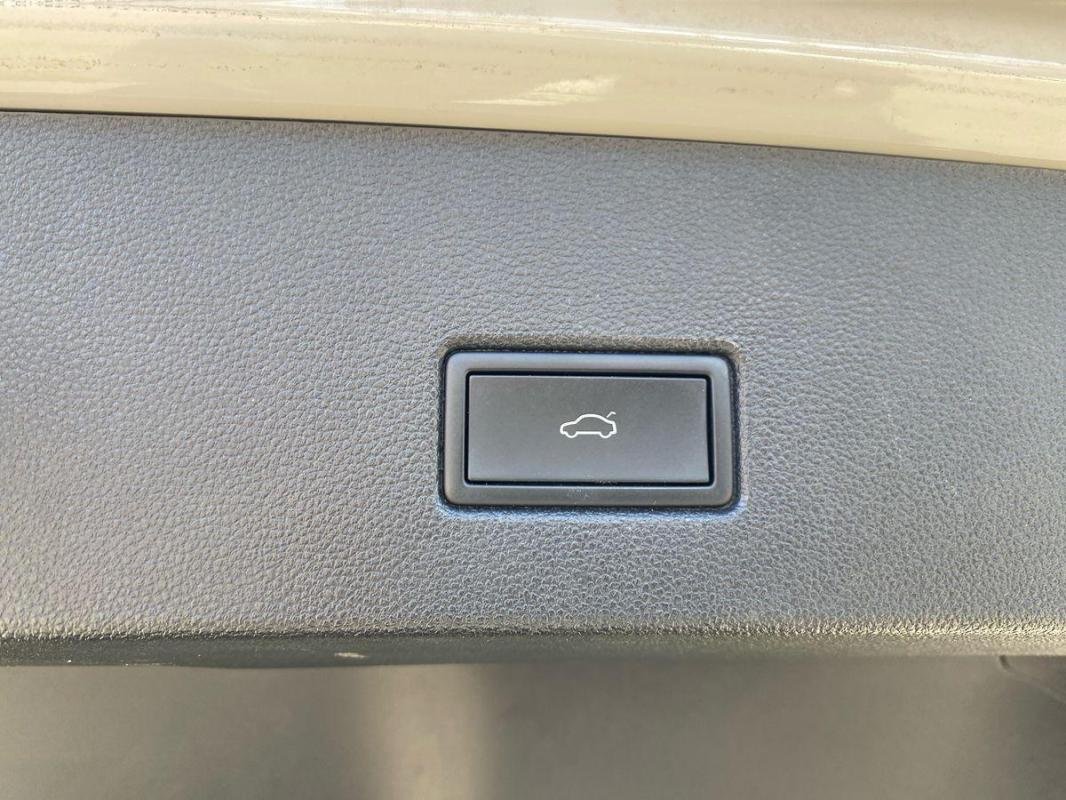 Volkswagen T-Roc - Photo 34