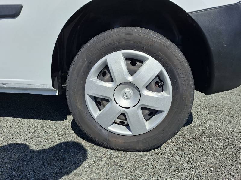 Nissan NV250 - Photo 11