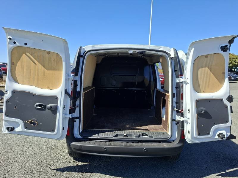 Nissan NV250 - Photo 19