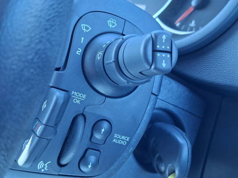 Nissan NV250 - Photo 26