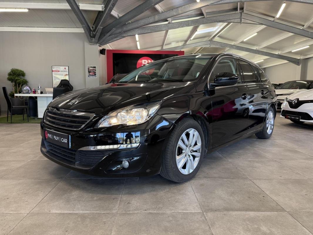Peugeot 308 - Photo 1