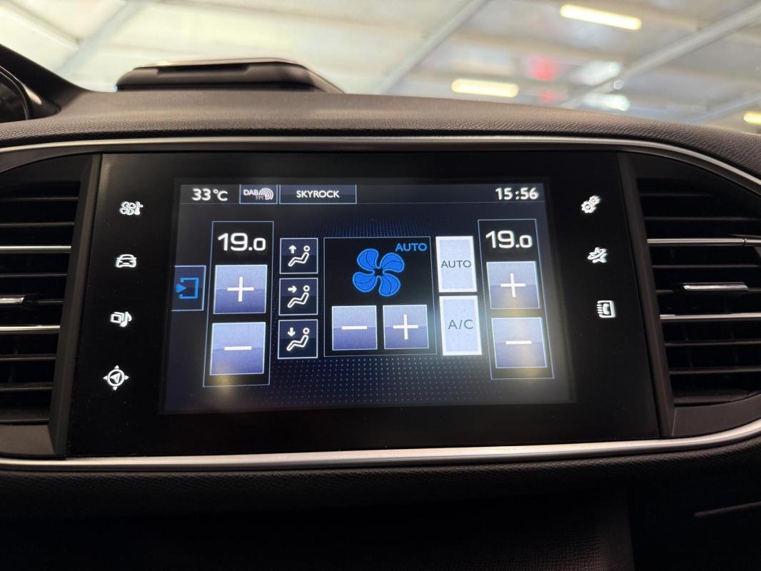 Peugeot 308 - Photo 18