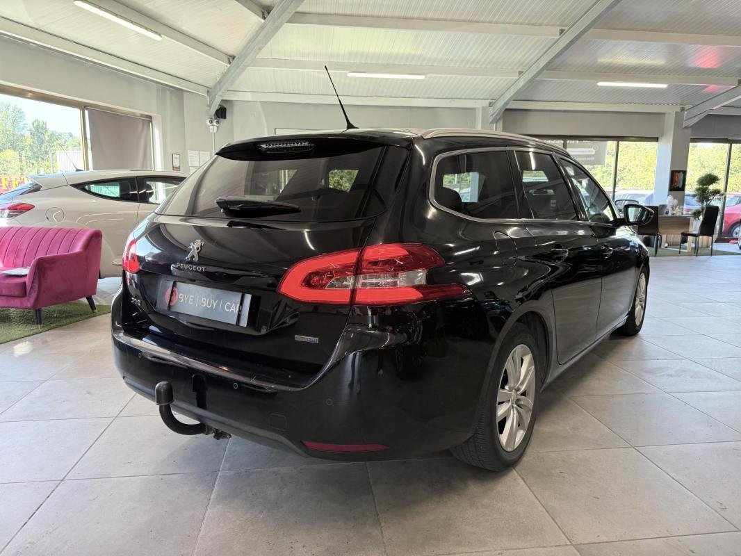 Peugeot 308 - Photo 3