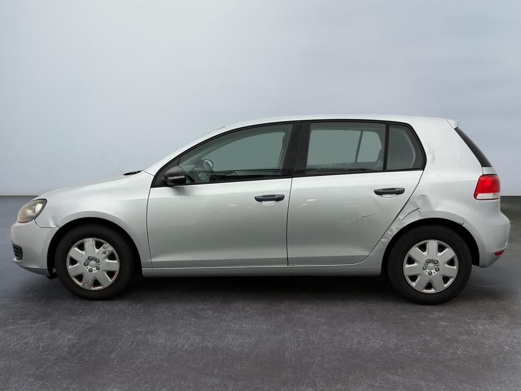 Volkswagen Golf - Photo 2