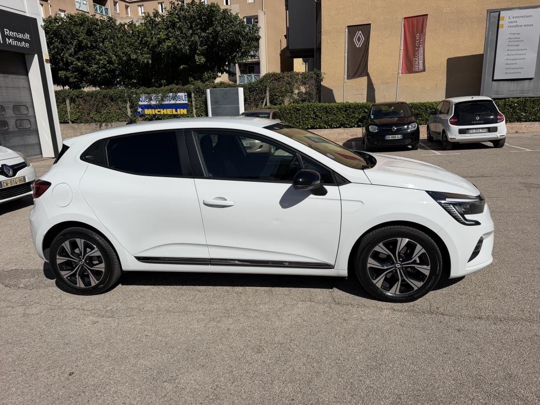 Renault Clio - Photo 4