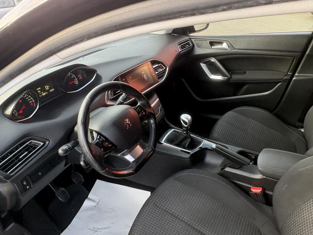 Peugeot 308 - Photo 7