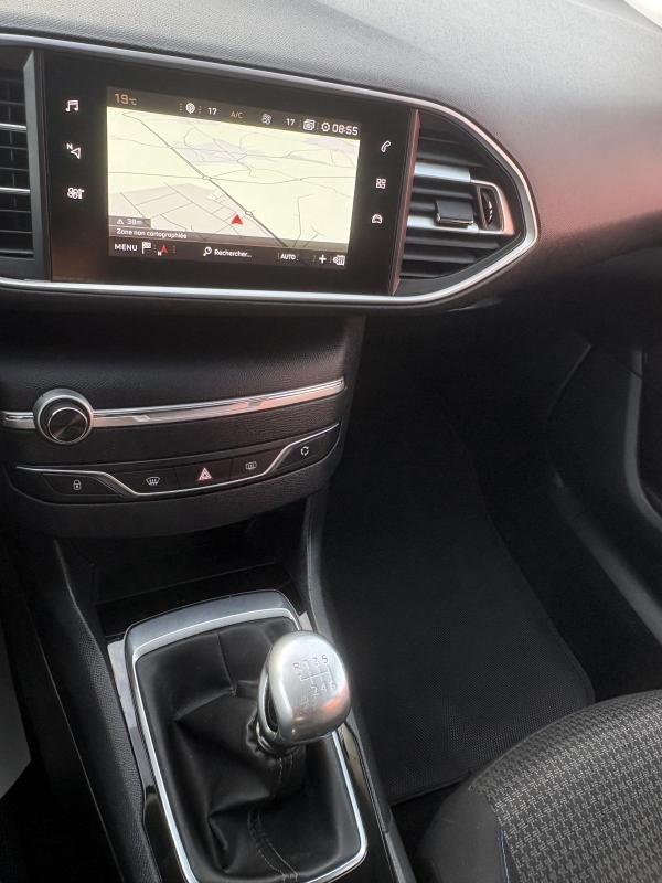 Peugeot 308 - Photo 8