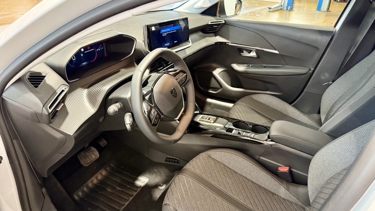 Peugeot 208 - Photo 19