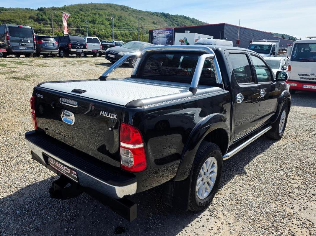 Toyota Hilux - Photo 12
