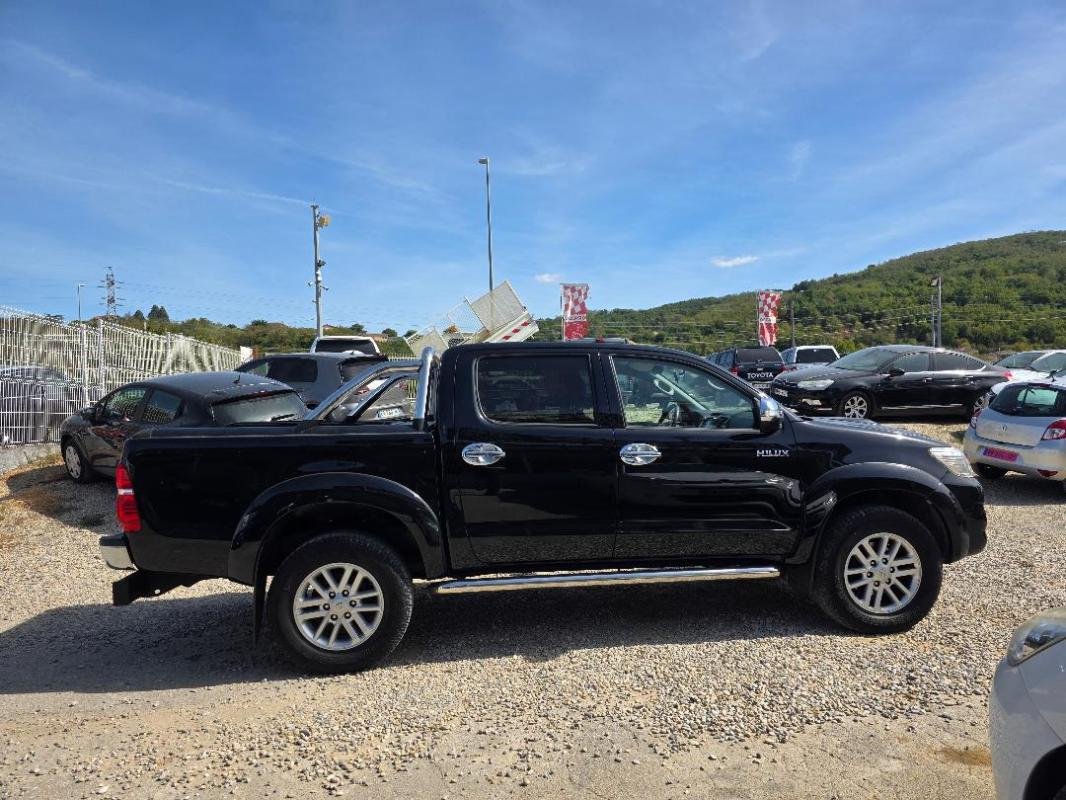 Toyota Hilux - Photo 13