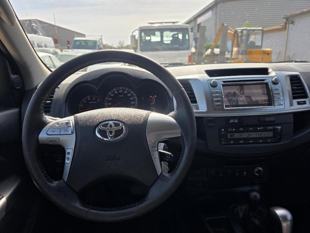 Toyota Hilux - Photo 19
