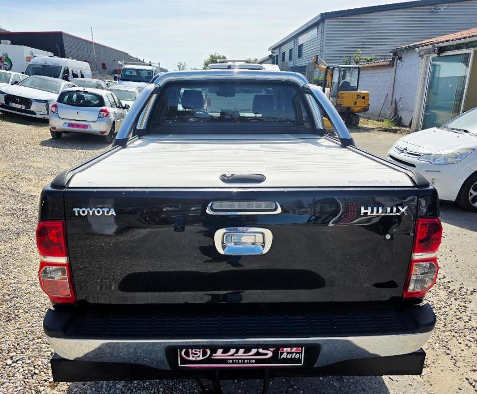 Toyota Hilux - Photo 9
