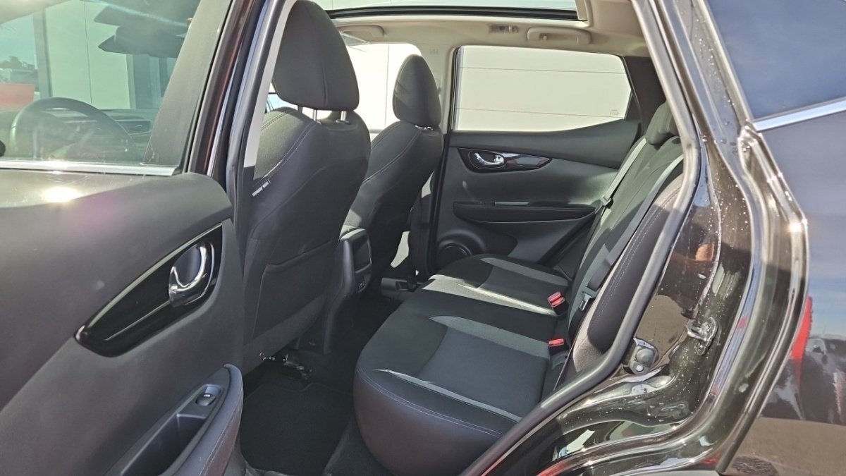 Nissan Qashqai - Photo 11
