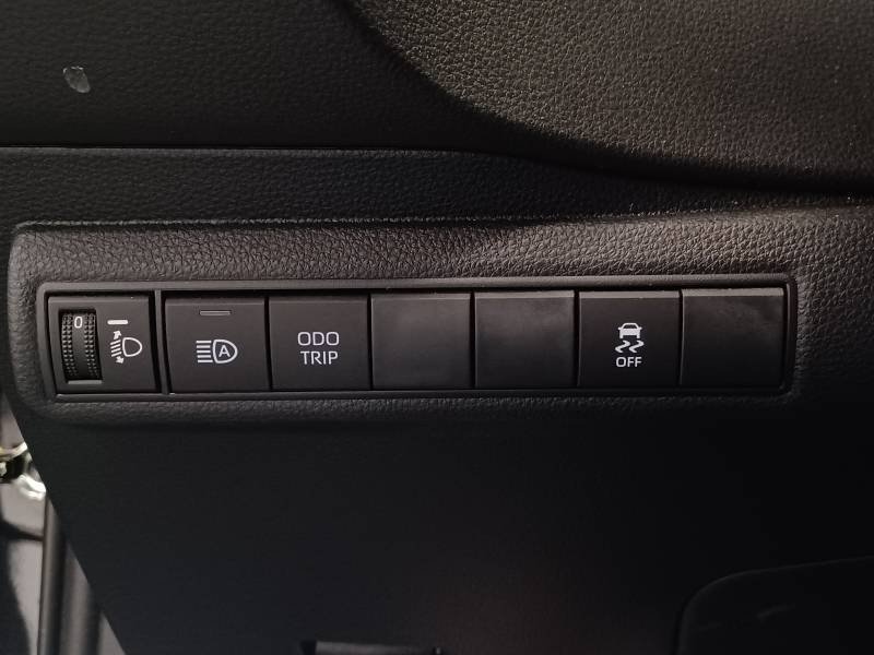 Toyota Corolla - Photo 25
